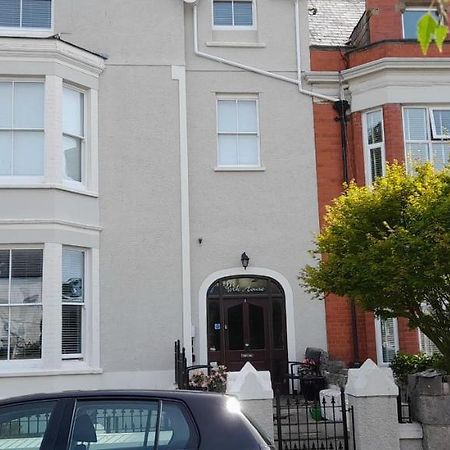 Modern 2Nd Floor 1 Bed Apartment In The Heart Of Llandudno Esterno foto