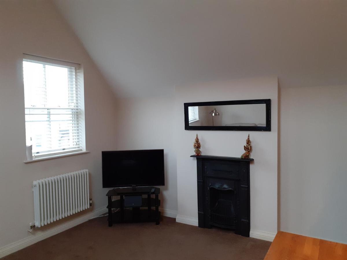 Modern 2Nd Floor 1 Bed Apartment In The Heart Of Llandudno Esterno foto